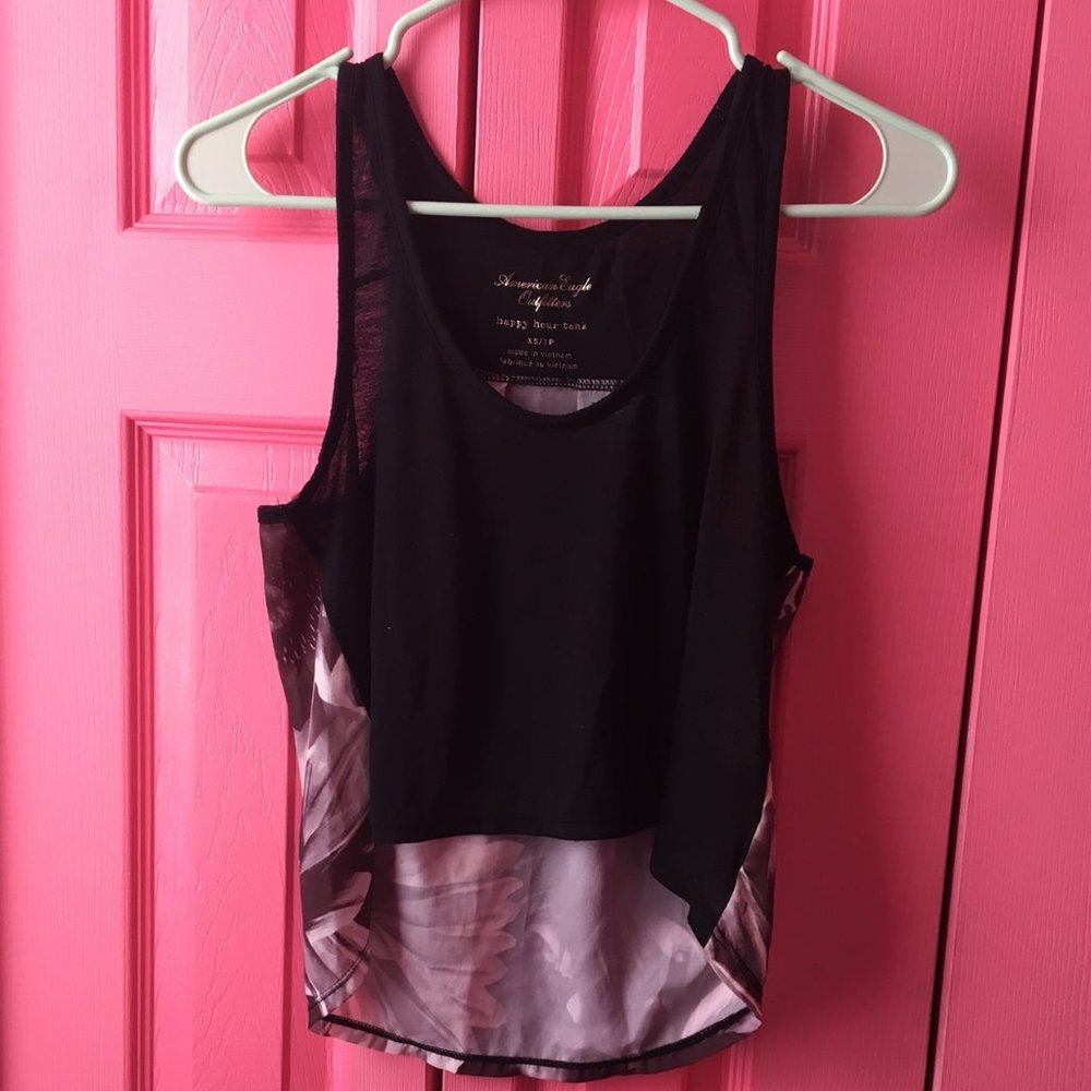 American Eagle Crop Top